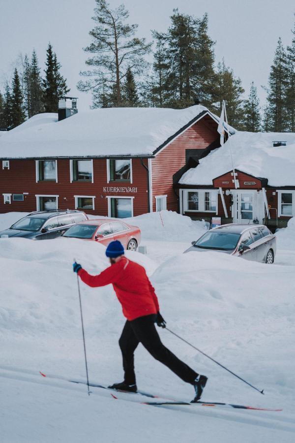 Kuerkievari Kuerhostel Äkäslompolo Exteriör bild